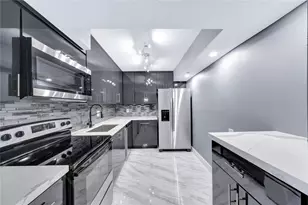 1100 St Charles Pl, Pembroke Pines, FL 33026 - Photo 4