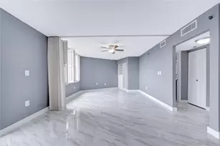 1100 St Charles Pl, Pembroke Pines, FL 33026 - Photo 24