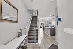 9723 Lago Dr, Boynton Beach, FL 33472 - Photo 2