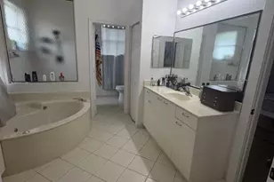 2761 Misty Oaks Cir, Royal Palm Beach, FL 33411 - Photo 18