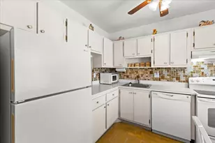 7200 NW 5th Pl, Margate, FL 33063 - Photo 6