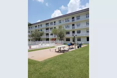 500 NE 2nd Street #204, Dania Beach, FL 33004 - Photo 12