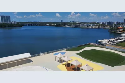 250 174th Street #819, Sunny Isles Beach, FL 33160 - Photo 12