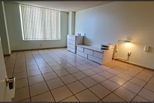 250 174th St, Sunny Isles Beach, FL 33160 - Photo 6