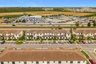 23513 SW 127th Pl, Homestead, FL 33032 - Photo 2