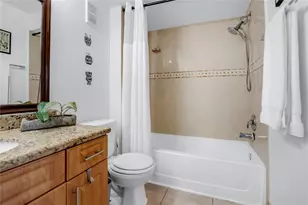 731 Vista Isles Dr, Plantation, FL 33325 - Photo 12