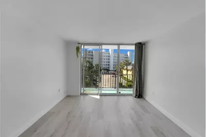 301 Croton Avenue #302, Lantana, FL 33462 - Photo 4