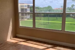 9355 SW 8th St, Boca Raton, FL 33428 - Photo 4