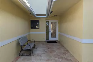 707 SE 3rd Ave, Dania Beach, FL 33004 - Photo 4