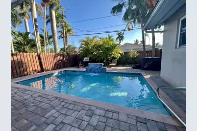 1042 Tyler Street, Hollywood, FL 33019 - Photo 14