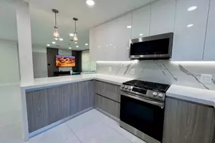 1042 Tyler St, Hollywood, FL 33019 - Photo 14