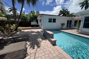 1042 Tyler St, Hollywood, FL 33019 - Photo 2