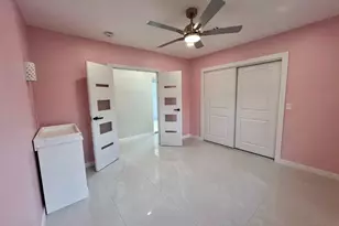 1042 Tyler St, Hollywood, FL 33019 - Photo 12