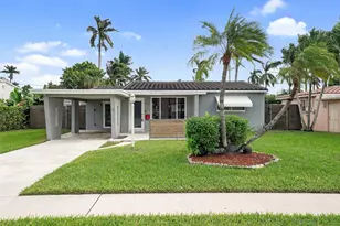 615 N 32nd Ave, Hollywood, FL 33021 - Photo 1
