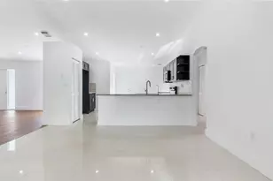 1811 SW 124th Way, Miramar, FL 33027 - Photo 8