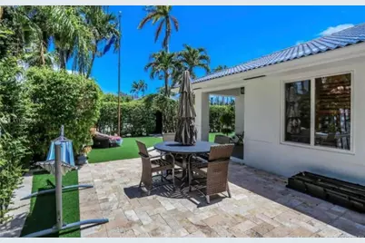 1550 Tyler Street, Hollywood, FL 33020 - Photo 24