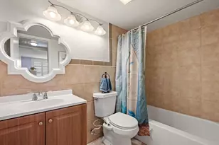 311 S Hollybrook Dr, Pembroke Pines, FL 33025 - Photo 20