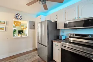 311 S Hollybrook Dr, Pembroke Pines, FL 33025 - Photo 4