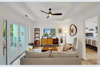 1110 NE 17th Way, Fort Lauderdale, FL 33304 - Photo 10