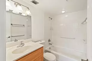9470 Poinciana Pl, Davie, FL 33324 - Photo 14