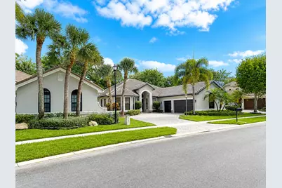 10295 Trianon Place, Wellington, FL 33449 - Photo 2