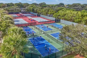 545 Oaks Ln, Pompano Beach, FL 33069 - Photo 66