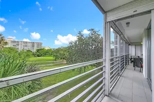 545 Oaks Ln, Pompano Beach, FL 33069 - Photo 60