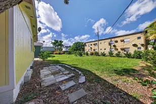 117 NE 8th St, Pompano Beach, FL 33060 - Photo 8