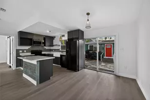 117 NE 8th St, Pompano Beach, FL 33060 - Photo 16