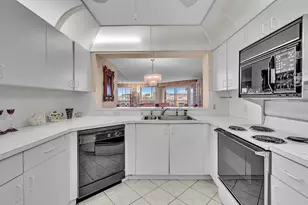 7377 Granville Dr, Fort Lauderdale, FL 33321 - Photo 6