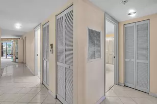 7377 Granville Dr, Fort Lauderdale, FL 33321 - Photo 14