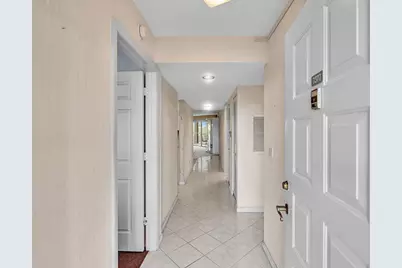 7377 Granville Drive #311, Fort Lauderdale, FL 33321 - Photo 4