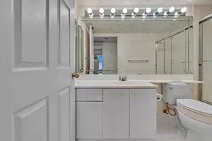 7377 Granville Dr, Fort Lauderdale, FL 33321 - Photo 38