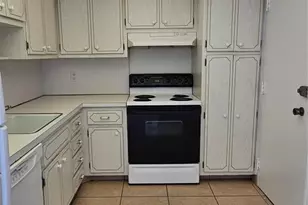 1985 S Ocean Dr, Hallandale Beach, FL 33009 - Photo 18