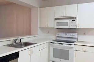 9580 Weldon Cir Unit, Fort Lauderdale, FL 33321 - Photo 4