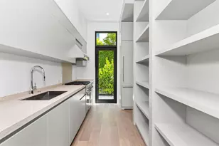 68 Isla Bahia Dr, Fort Lauderdale, FL 33316 - Photo 28