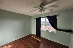 9661 Sunrise Lakes Blvd, Sunrise, FL 33322 - Photo 14