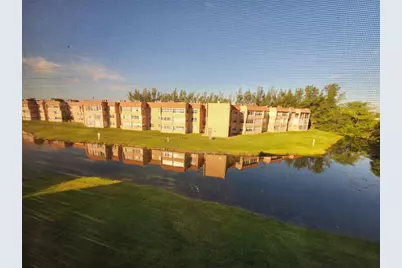 9661 Sunrise Lakes Boulevard #302, Sunrise, FL 33322 - Photo 10