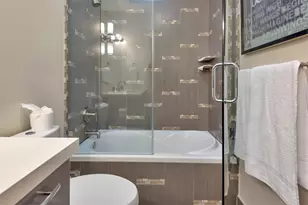 3050 NE 43rd St, Fort Lauderdale, FL 33308 - Photo 44