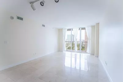 335 S Biscayne Boulevard #2400, Miami, FL 33131 - Photo 4