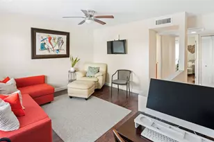 811 W Oakland Park Blvd, Oakland Park, FL 33311 - Photo 18