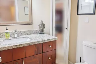 811 W Oakland Park Blvd, Oakland Park, FL 33311 - Photo 6