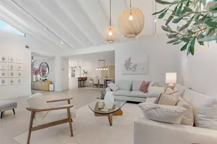 8569 Casa Del Lago, Boca Raton, FL 33433 - Photo 2
