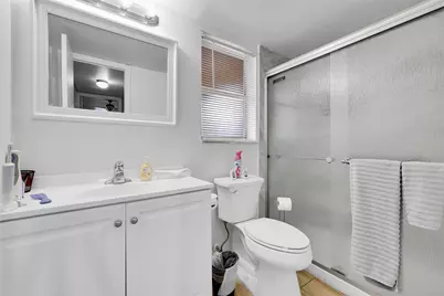 8861 Sunrise Lakes Boulevard #305, Sunrise, FL 33322 - Photo 32