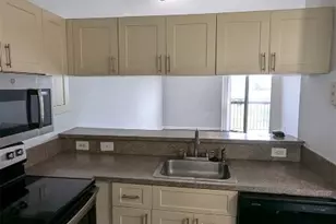 9919 Nob Hill Ln, Sunrise, FL 33351 - Photo 8