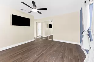 8851 NW 15th St, Plantation, FL 33322 - Photo 18
