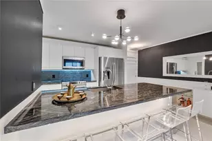 119 NE 19th Ct, Wilton Manors, FL 33305 - Photo 14