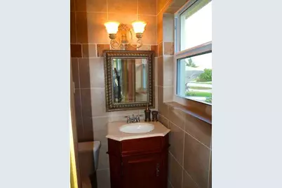 160 SE 12th Street, Pompano Beach, FL 33060 - Photo 14