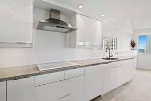 3000 Holiday Dr, Fort Lauderdale, FL 33316 - Photo 14