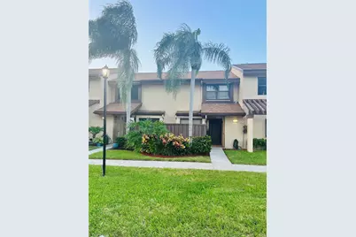 3966 Cocoplum Circle #D, Pompano Beach, FL 33063 - Photo 2